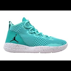 Air Jordan Reveal BG Hyper Turquoise Youth Boy/Girl Size 5.5. Style 834126-303